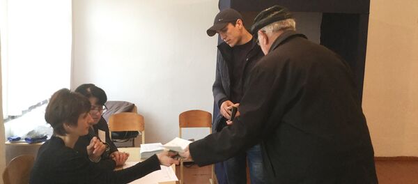 Голосование на избирательном участке - Sputnik Абхазия