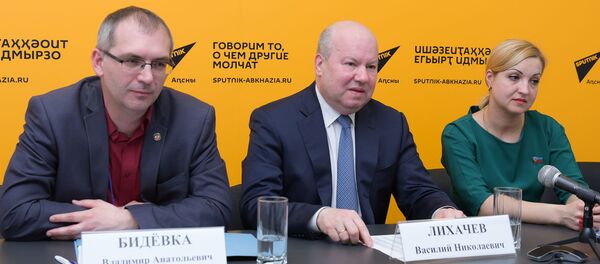 Пресс-конференция с наблюдателями от Совета Федерации России - Sputnik Абхазия