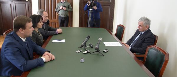 Высокую оценку парламентским выборам дали наблюдатели ДНР - Sputnik Абхазия