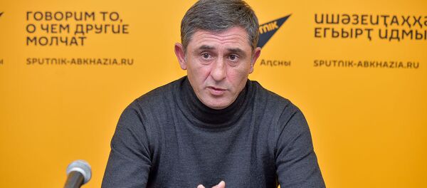 Пресс-конференция о суперкубке и чемпионате Абхазии по футболу Пресс-конференция о суперкубке и чемпионате Абхазии по футболу - Sputnik Абхазия