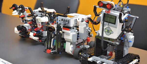 Интерактивная пресс-конференция о победе проектов учеников Гагрского лицея-интерната - Sputnik Абхазия