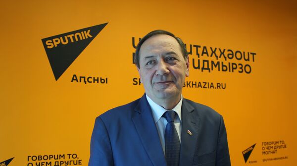 Посол республики Южная Осетия в республике Абхазия Олег Боциев  - Sputnik Абхазия