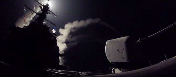 Ракетный удар США по аэродрому в Сирии Ракетный удар США по аэродрому в Сирии - Sputnik Абхазия