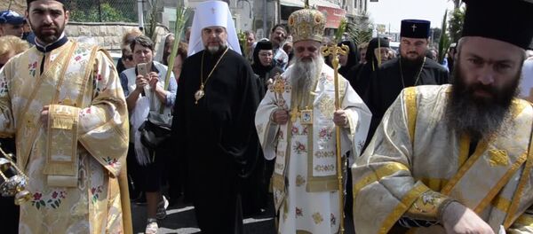 Около 30 абхазских паломников отправились в Иерусалим накануне Пасхи Около 30 абхазских паломников отправились в Иерусалим накануне Пасхи - Sputnik Абхазия