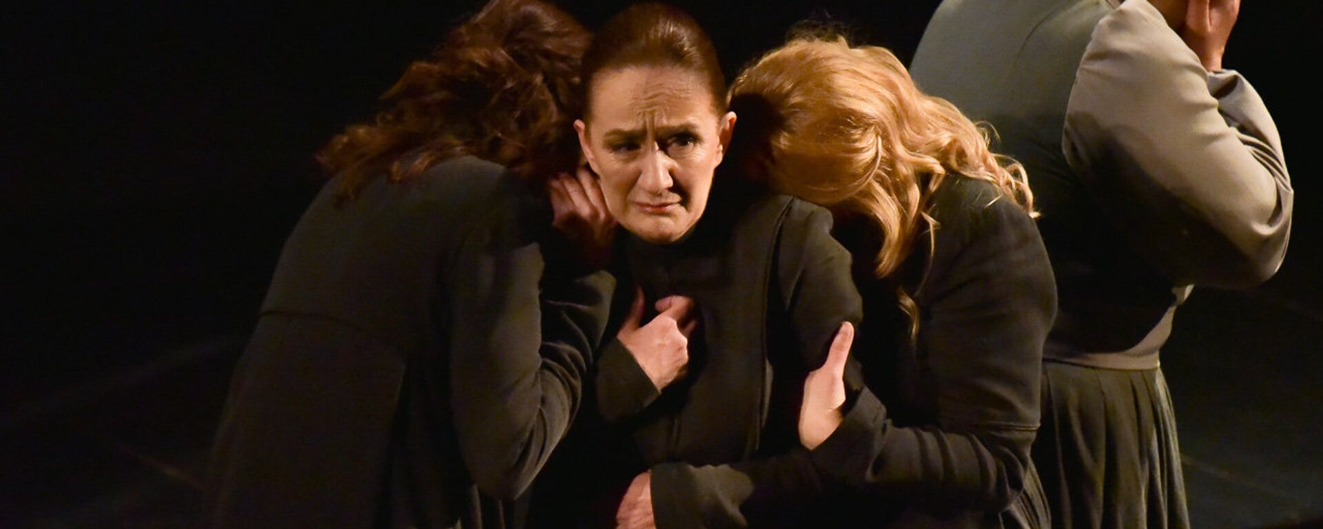 Спектакль Дом Бернарды Альбы - Sputnik Аҧсны, 1920, 25.04.2025