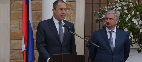 Лавров поздравил с новосельем российских дипломатов в Абхазии - Sputnik Абхазия