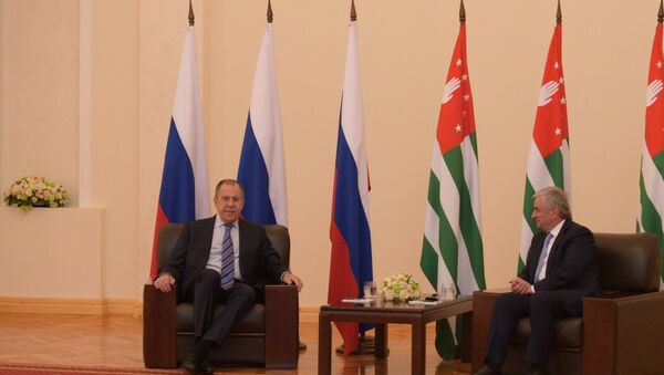 Встреча президента Рауля Хаджимба с Главой МИДа России Сергеем Лавровым - Sputnik Абхазия