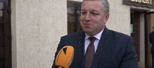 Премьер Абхазии: надеемся на скорую встречу Бибилова и Хаджимба Премьер Абхазии: надеемся на скорую встречу Бибилова и Хаджимба - Sputnik Абхазия