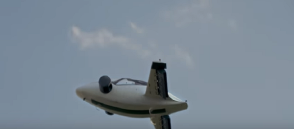 В Германии протестировали летающий электромобиль с вертикальным взлетом В Германии протестировали летающий электромобиль с вертикальным взлетом - Sputnik Абхазия