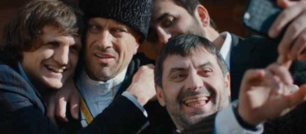 Фрагмент съемки сериала Кухня в Абхазии Фрагмент съемки сериала Кухня в Абхазии - Sputnik Абхазия