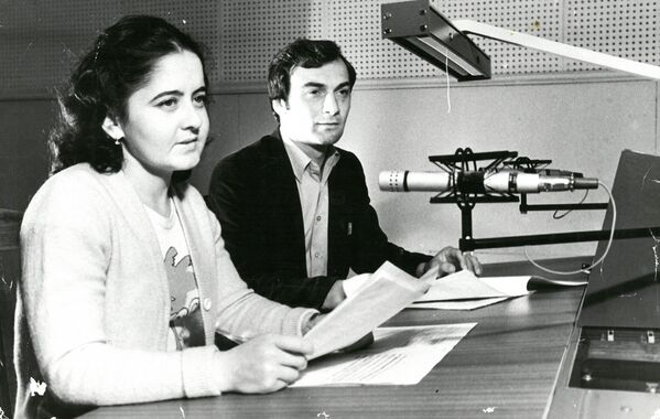 Наталья Кишмария и Мурман Ахуба - дикторы АР с 1980-1993 год - Sputnik Абхазия