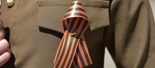 Акция раздачи георгиевской ленточки Акция раздачи георгиевской ленточки - Sputnik Абхазия