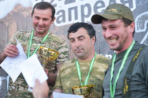 Открытое соревнование по  бездорожью на внедорожниках Тропа буйвола в Очамчыре 30 апреля - Sputnik Абхазия