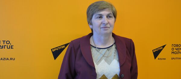 Акушерка Нанули Тодуа Акушерка Нанули Тодуа - Sputnik Абхазия