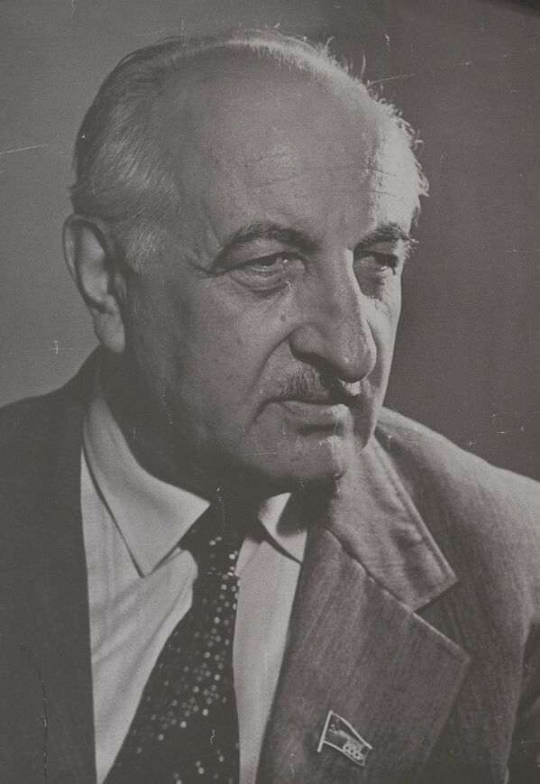 С февраля 1958 по апрель 1979 года Баграт Шинкуба был председателем Президиума Верховного Совета Абхазской АССР. - Sputnik Абхазия
