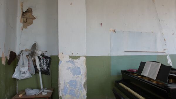 Под знаком скорпиона: как выживает столетняя школа в Гудауте - Sputnik Абхазия
