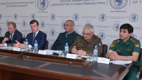 Пресс-конференция о процедуре пересечения КПП Псоу прошла в МИД Абхазии - Sputnik Абхазия