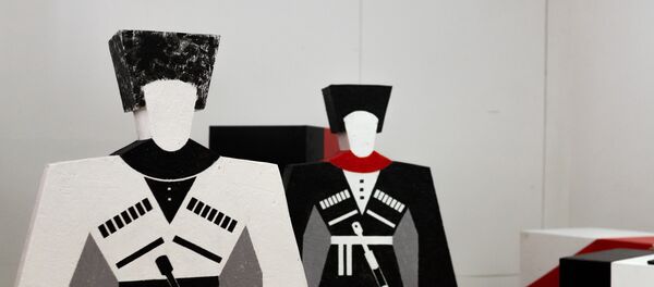 Подготовка инсталляции Храм поэзии к столетию Баграта Шинкуба - Sputnik Абхазия