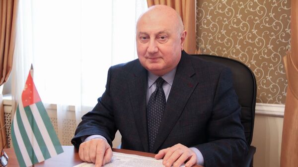 Посол Абхазии в России Игорь Ахба - Sputnik Аҧсны