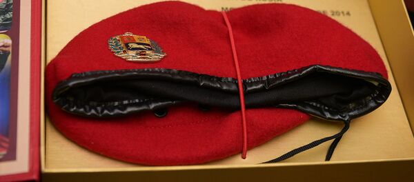 Берет Уго Чавеса Берет Уго Чавеса - Sputnik Абхазия