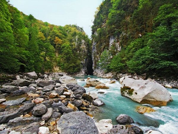 Нижний каньон реки Бзыбь - Sputnik Абхазия