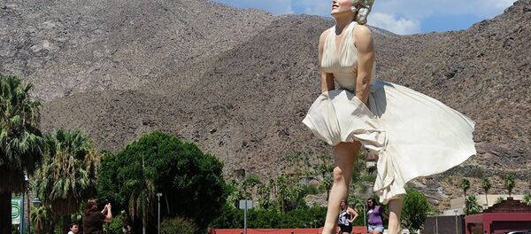 Статуя Мерэлин Монров Калифорнии - Sputnik Абхазия