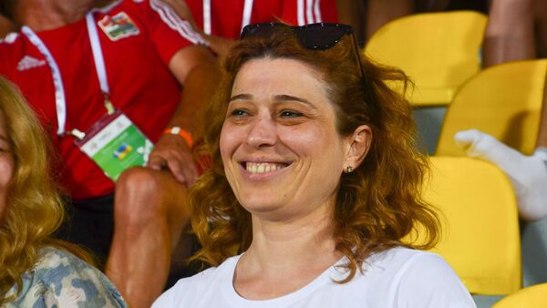 Мать футболиста Руслана Шония Мадина Гарцкия на трибуне во время матча Абхазия-Южная Осетия - Sputnik Абхазия
