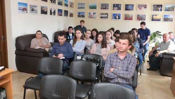 Встреча со студентами в Россотрудничестве - Sputnik Абхазия