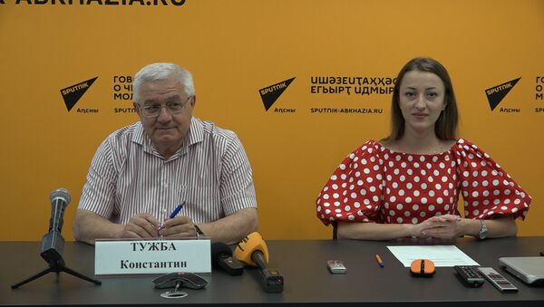 Константин Тужба рассказал о предстоящей работе общества охраны памятников - Sputnik Абхазия