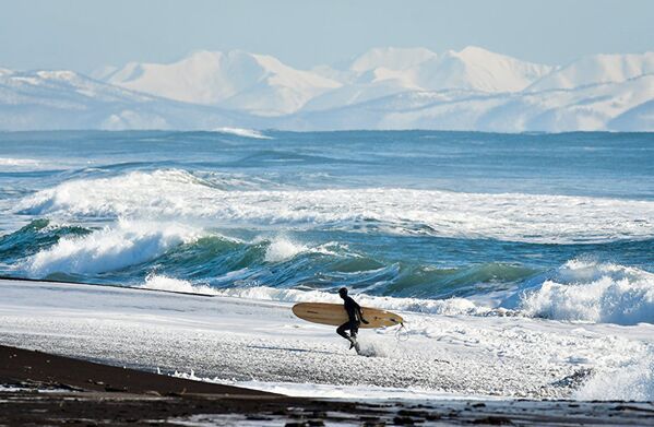 Зимний серфинг на Тихоокеанском побережье России. Номинация Спорт - Sputnik Абхазия