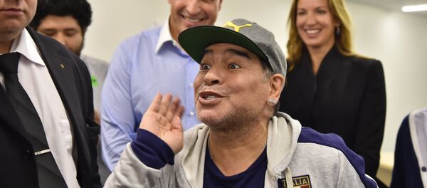 Диего Марадона Диего Марадона - Sputnik Абхазия