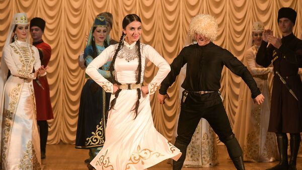 Государственный ансамбль Республики Южная Осетия Симд во время концерта - Sputnik Абхазия