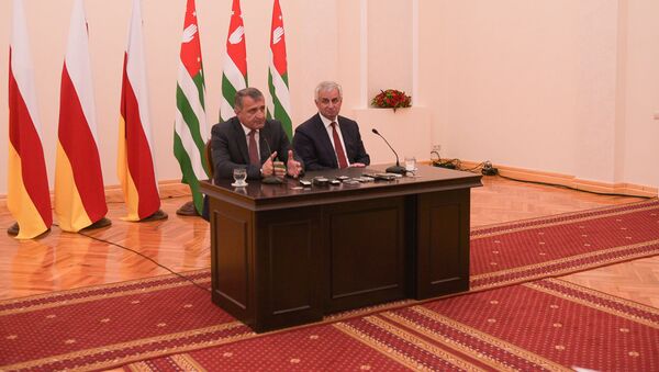 Визит президента Южной Осетии Анатолия Бибилова в Абхазию - Sputnik Абхазия
