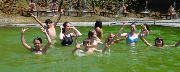 Участники лагеря Юный патриот в Очамчире Участники лагеря Юный патриот в Очамчире - Sputnik Абхазия