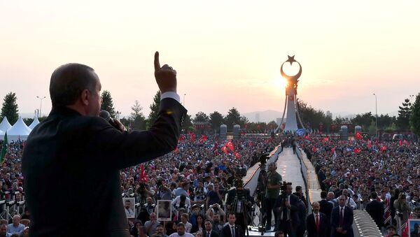 Открытие паямтника жертвам попытки переворота в Турции - Sputnik Абхазия
