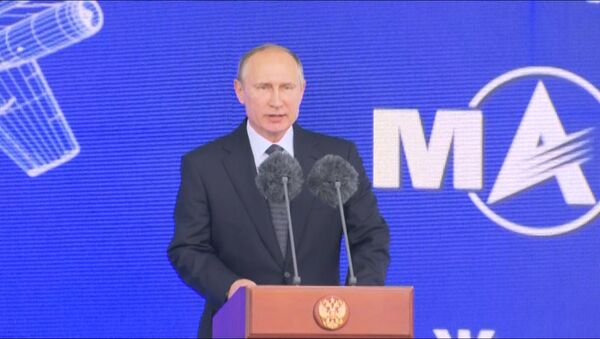 Путин выступил на авиасалоне МАКС-2017 - Sputnik Абхазия
