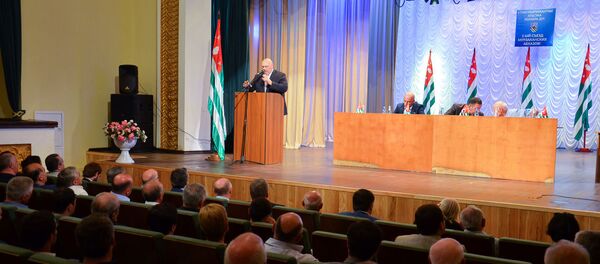 Первый съезд общественной организации Совета мурзаканских абхазов  прошел в среду 19 июля в городе Гал Первый съезд общественной организации Совета мурзаканских абхазов  прошел в среду 19 июля в городе Гал - Sputnik Абхазия