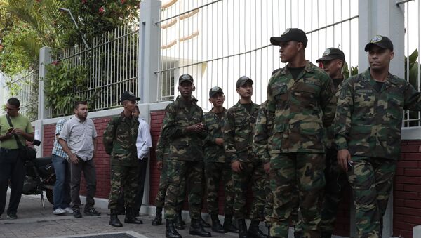 Охрана на выборах учредительного собрания в Венесуэле - Sputnik Абхазия