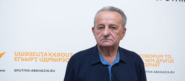 Афилолог Ладикәа Адлеиба Афилолог Ладикәа Адлеиба - Sputnik Аҧсны