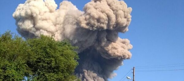 Первые минуты взрыва в селе Приморское Первые минуты взрыва в селе Приморское - Sputnik Абхазия