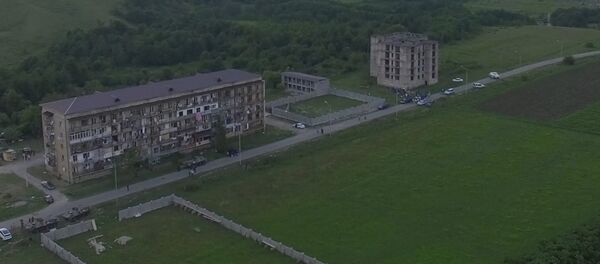 Вид на дома в селе Приморское в районе взрыва. Кадры с беспилотника - Sputnik Абхазия