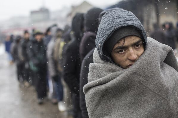 Беженцы в Белграде. Работа фотографа Алехандро Мартинес Велес из Испании - Sputnik Абхазия