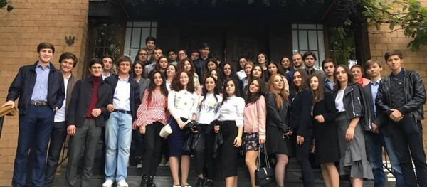 Встреча Московской абхазской диаспоры со студентами-первокурсниками из Абхазии Встреча Московской абхазской диаспоры со студентами-первокурсниками из Абхазии - Sputnik Абхазия