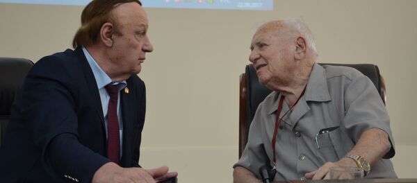 Торжественная часть конференции 90-летие НИИЭПиТа Торжественная часть конференции 90-летие НИИЭПиТа - Sputnik Абхазия