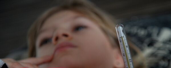 Девочка с симптомами гриппа Девочка с симптомами гриппа - Sputnik Абхазия