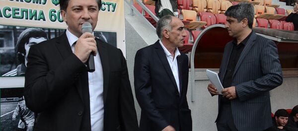 Ветераны футбола Абхазии показали классическую игру в память о Виталии Дараселия Ветераны футбола Абхазии показали классическую игру в память о Виталии Дараселия - Sputnik Абхазия