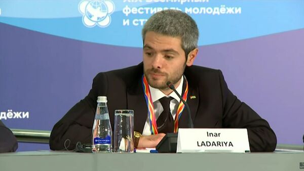 На высоком уровне:  молодой дипломат из Абхазии  выступил на одной площадке с Лавровым - Sputnik Абхазия