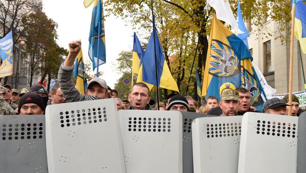 Акция протеста у здания Верховной рады Украины в Киеве - Sputnik Абхазия