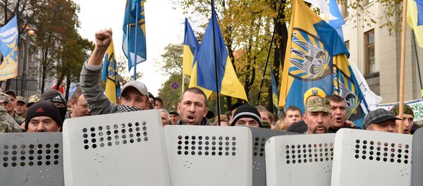 Акция протеста у здания Верховной рады Украины в Киеве - Sputnik Абхазия