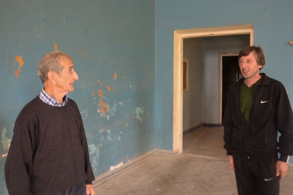 Амцабз учителя танцев из Ткуарчала Родиона Бигвава - Sputnik Абхазия